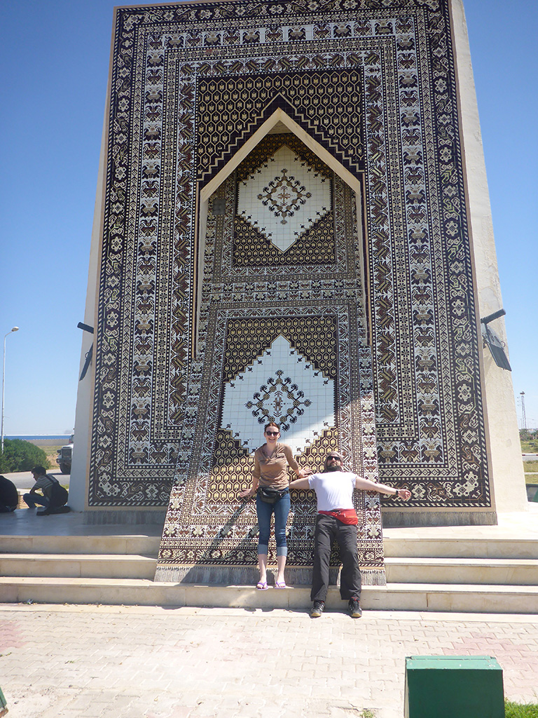 37_Qayrowan_Carpet_Monument