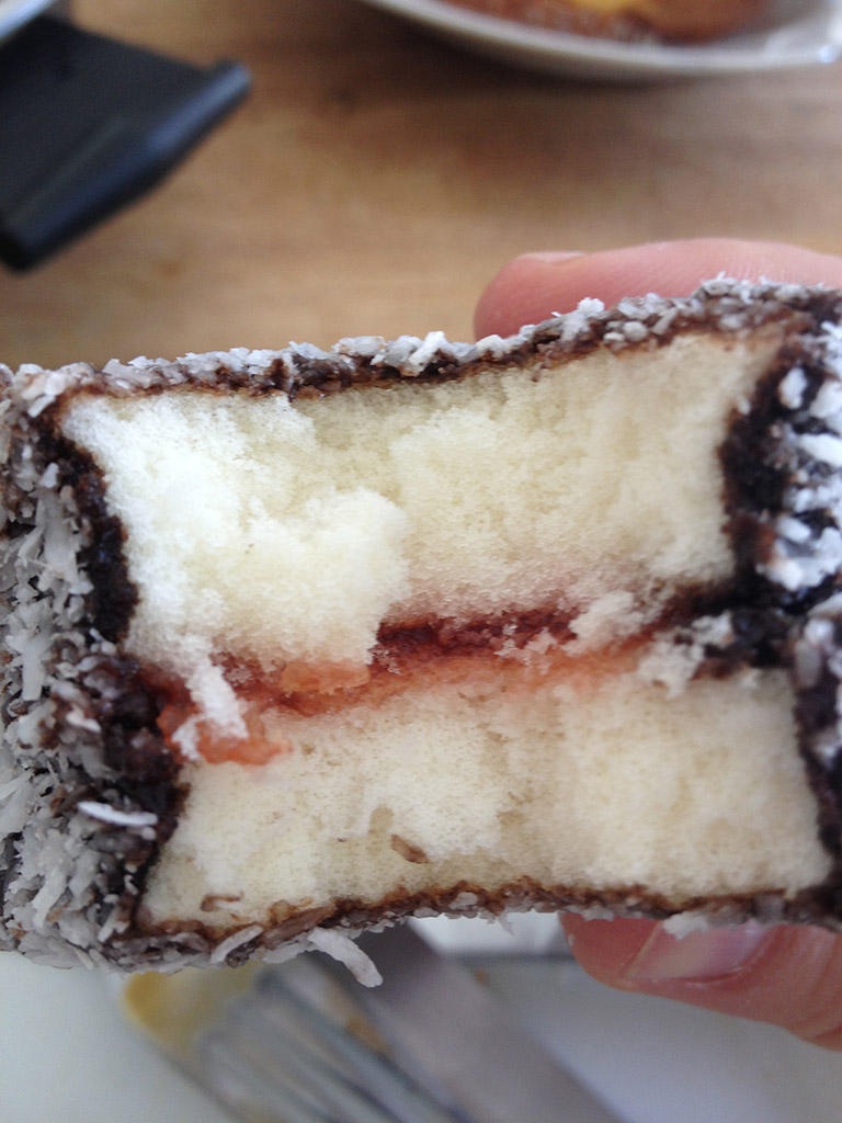 04_Lamington_cake