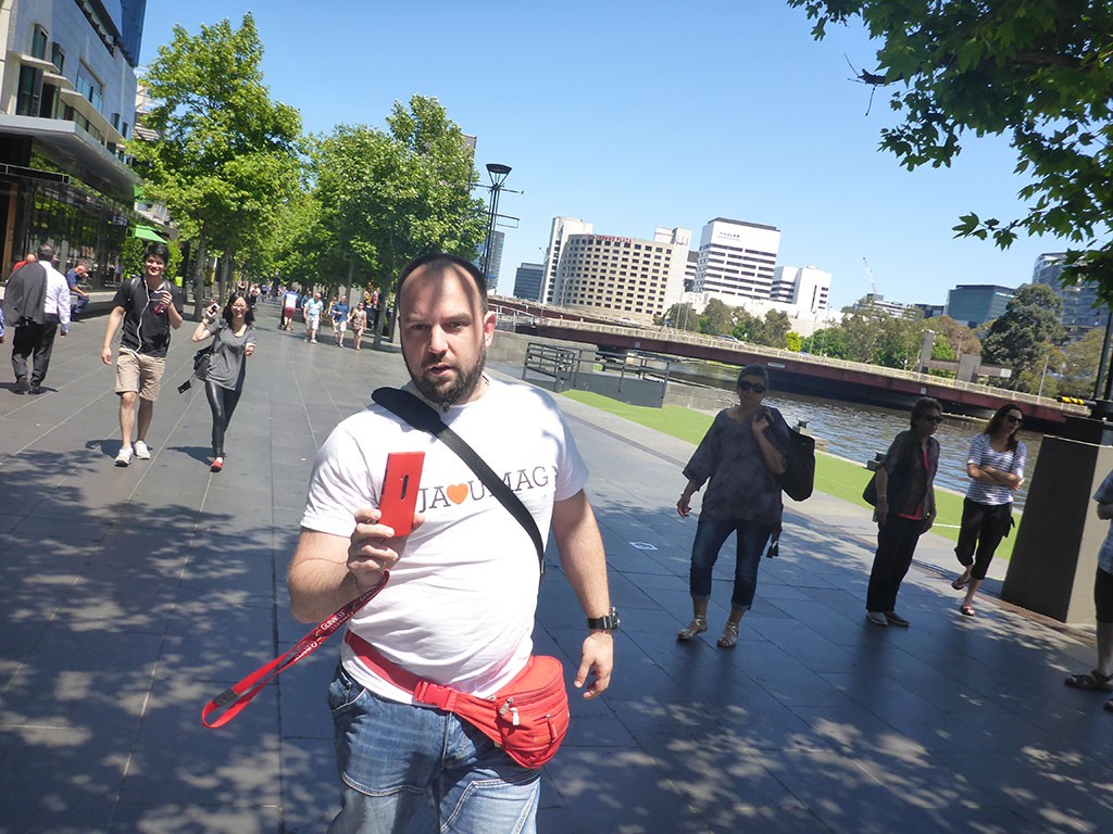 08_Me_Walking_On_The_Southbanks_of_Yarra_river_In_Melbourne