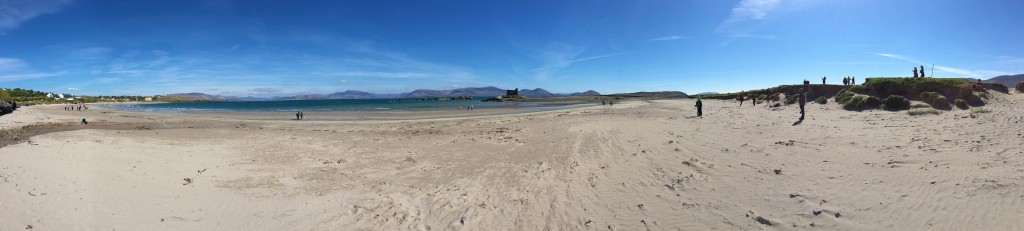 12_Beach_And_Ballinskelligs_Castle