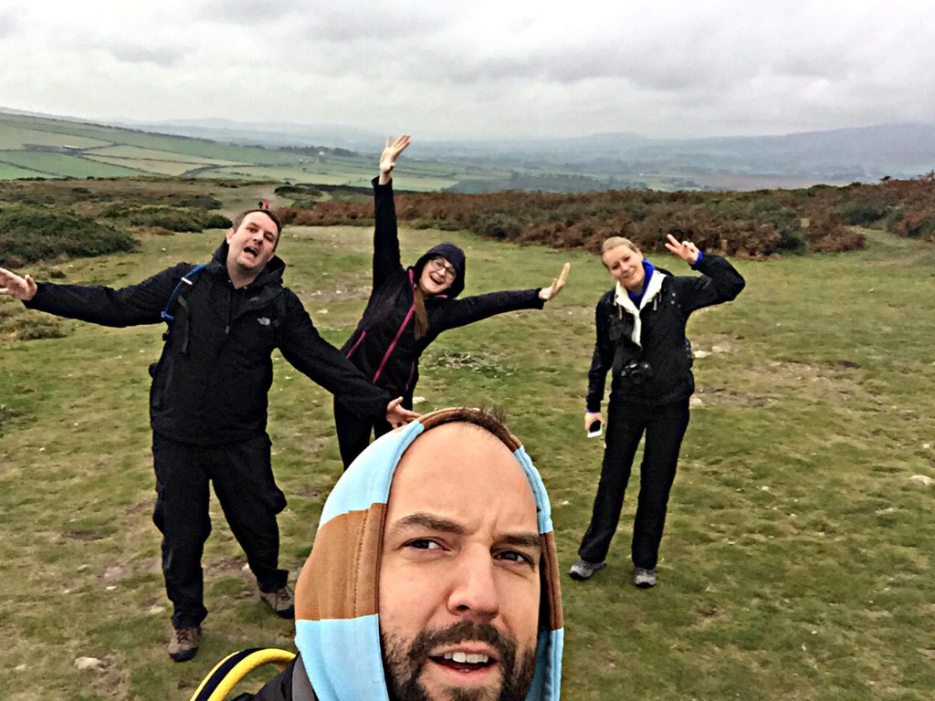 02-Some-Guys-bombing-my-selfie-at-The-Great-Sugar-Loaf