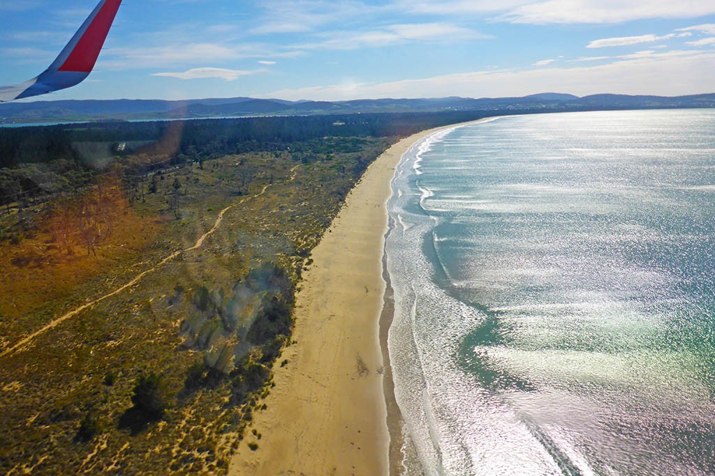 Long-Tasmanian-Beach