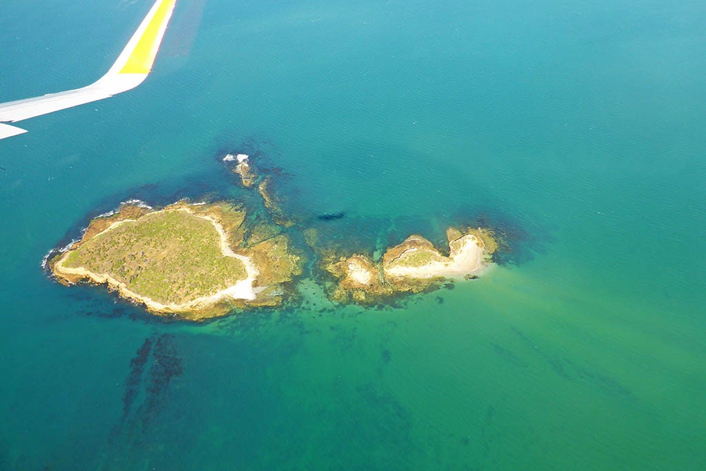 Small-Island-Off-Tasmania