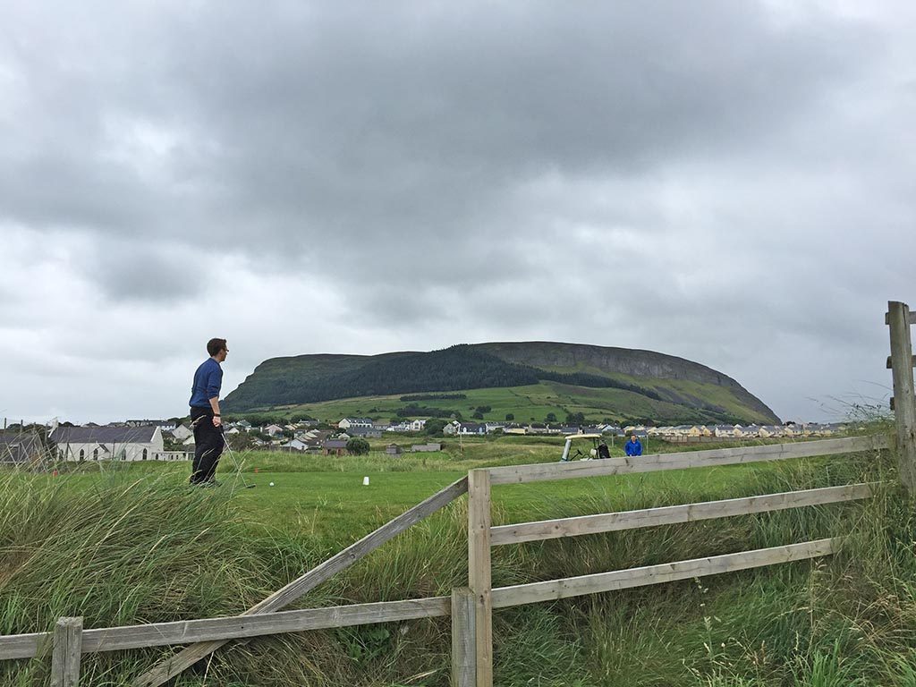 10-Strandhill-Beach-View-Of-Knocknarea-In-Sligo